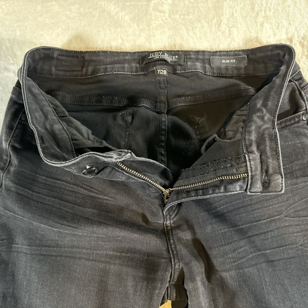 Judy Blue Jeans SZ 28 Black Slim Fit Mid Rise Stretch Distressed Raw Hem JB88137 - Picture 9 of 14